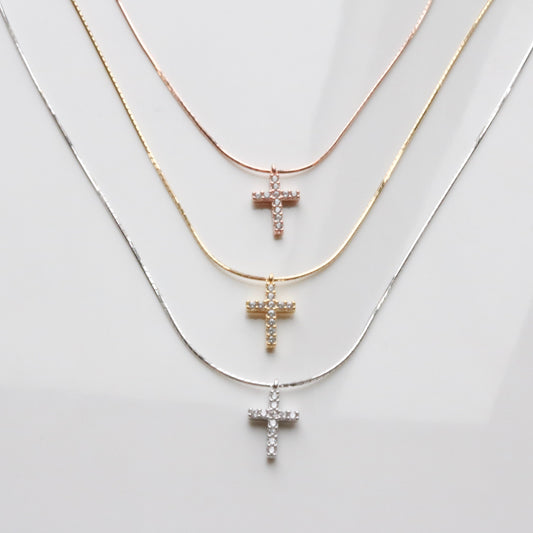 Cross pendant silk necklace